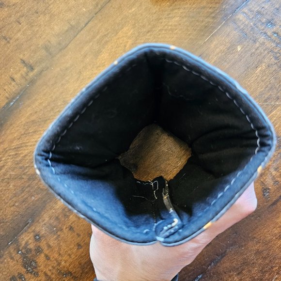 Love Mich Harry Potter Coffee Cozy - Picture 3 of 3